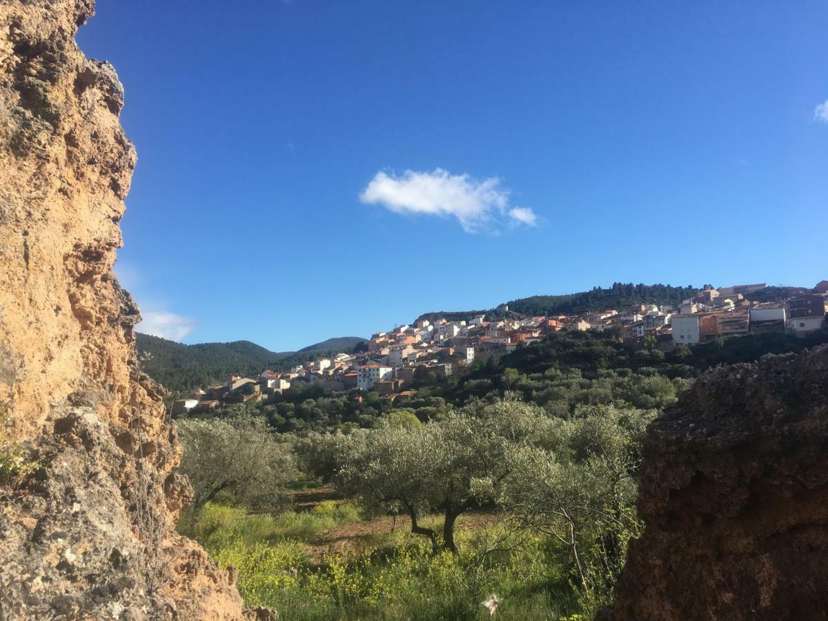 Posada Manolon Santa Cruz de Moya Zewnętrze zdjęcie